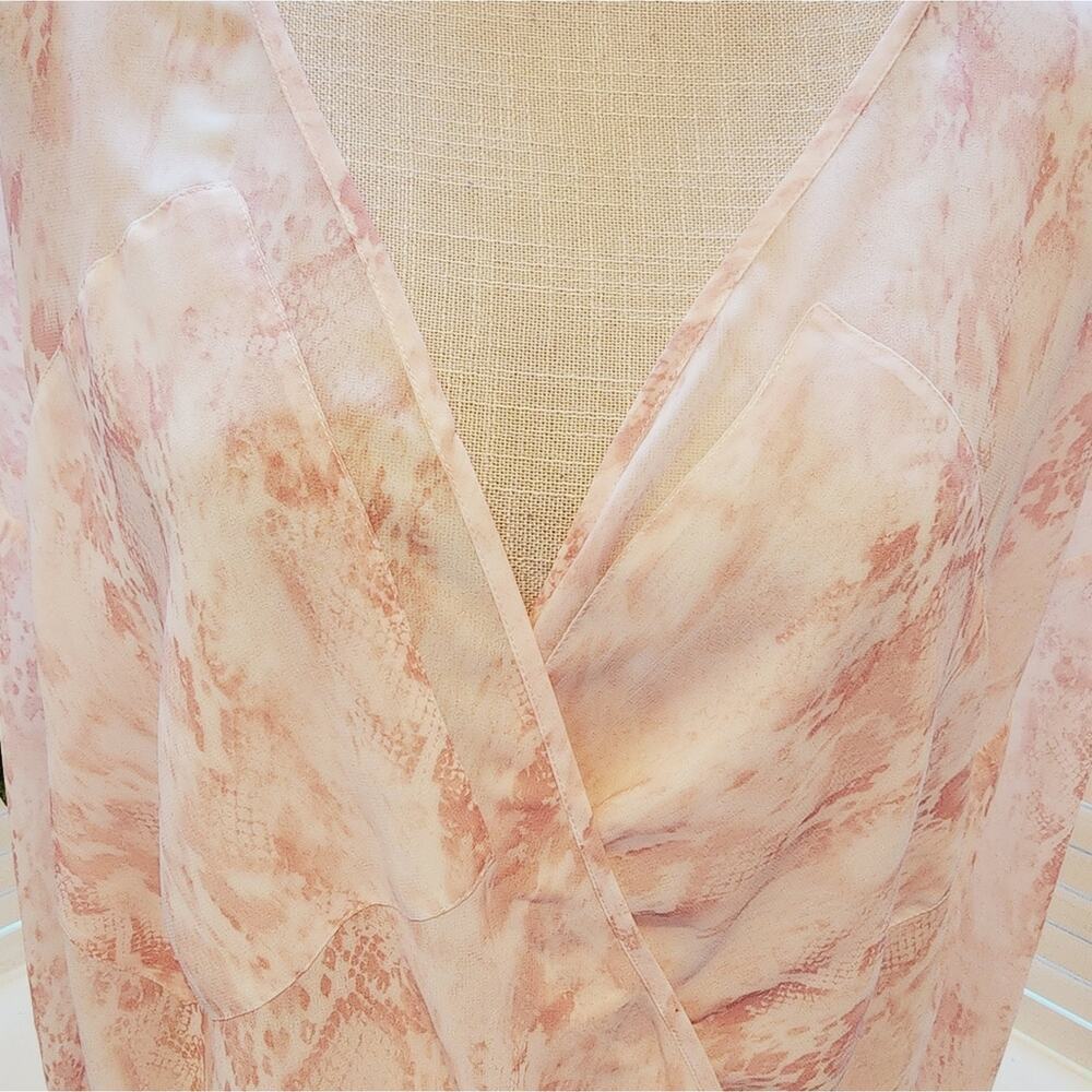 ALL SAINTS PINK ANIMAL PRINT SIZE 8 BLOUSE - Picture 3 of 6